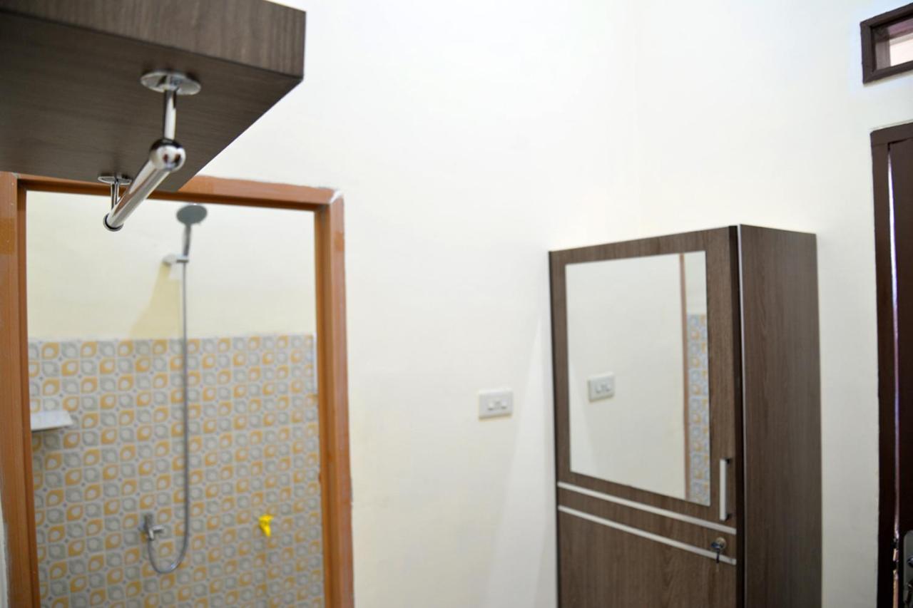 Haura Syariah Home Stay บันดาร์ ลัมปุง ภายนอก รูปภาพ