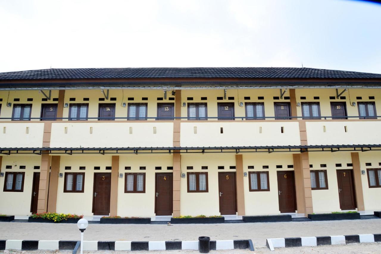 Haura Syariah Home Stay บันดาร์ ลัมปุง ภายนอก รูปภาพ
